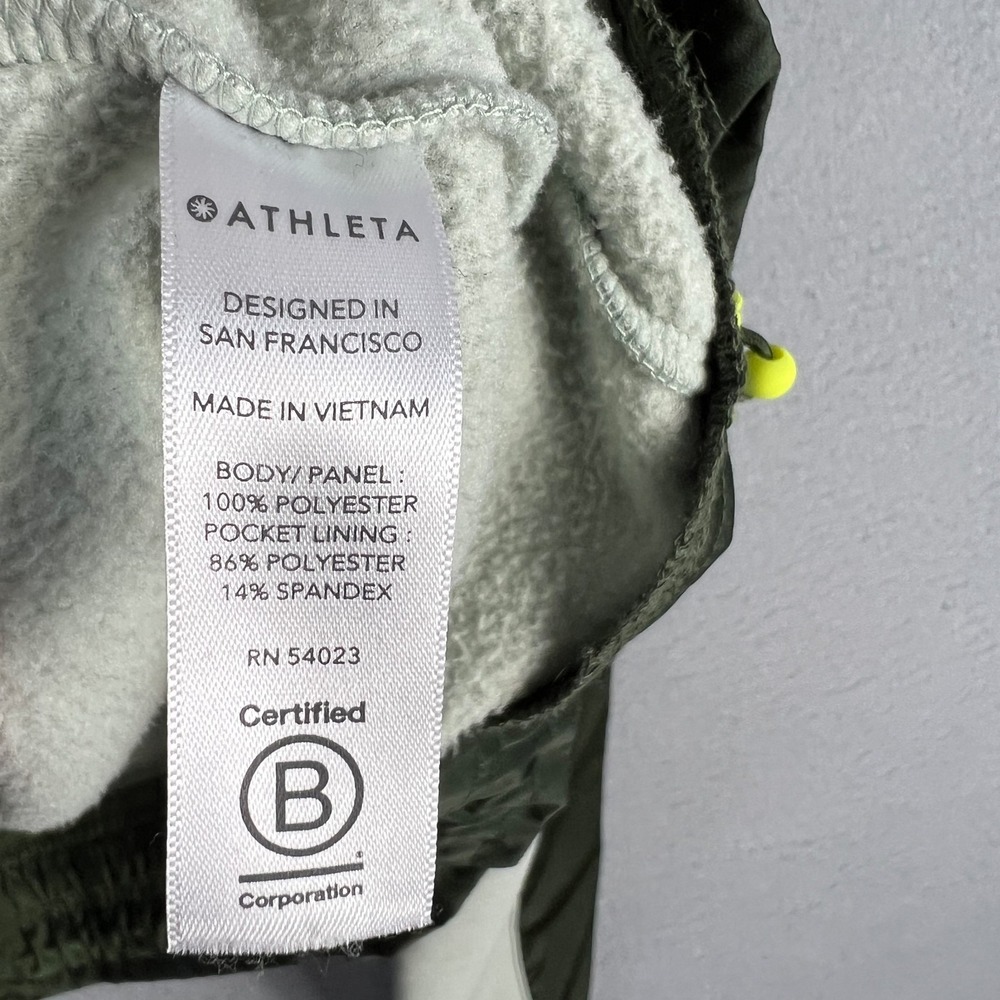 Athleta Zion Micro Fleece Pullover 1/2 Zip Womans XS Light Green Hiking Outdoors - Picture 5 of 9